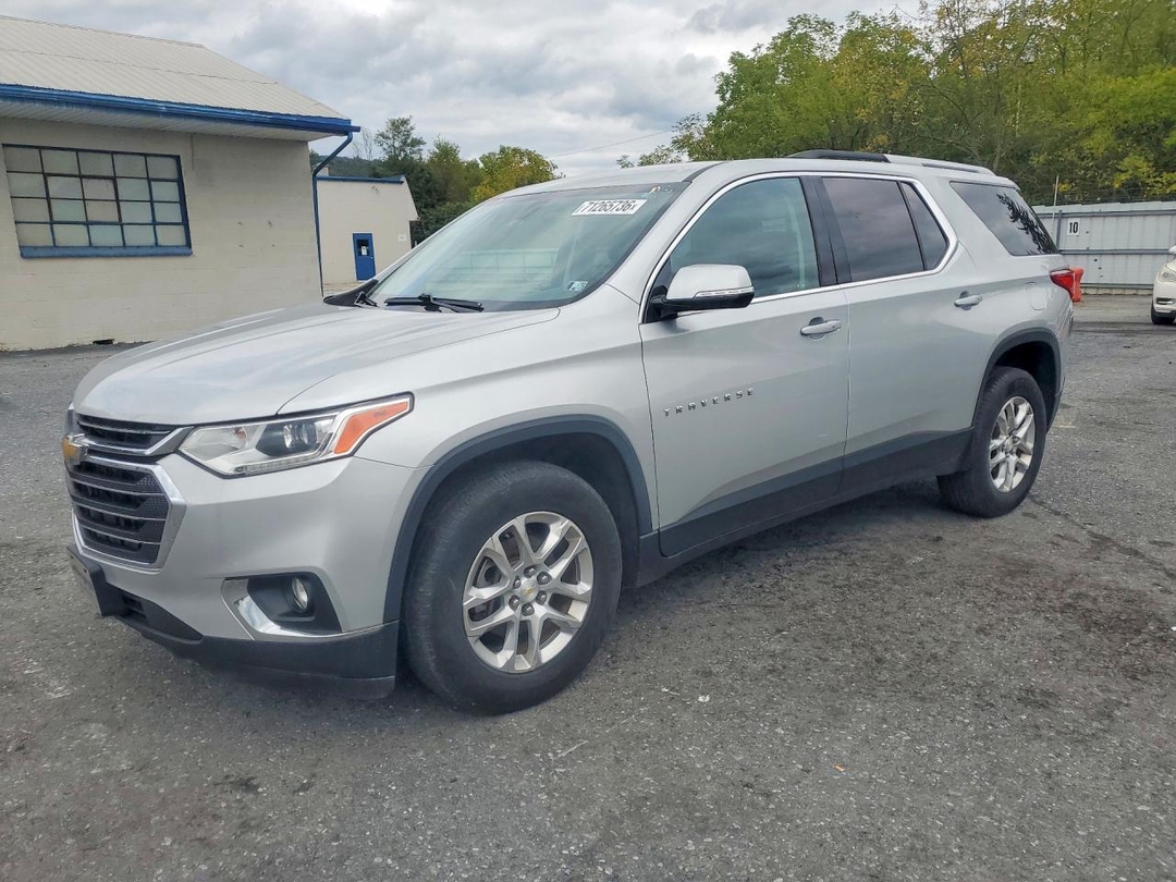 منظر 2018 CHEVROLET TRAVERSE LT، زاوية 1