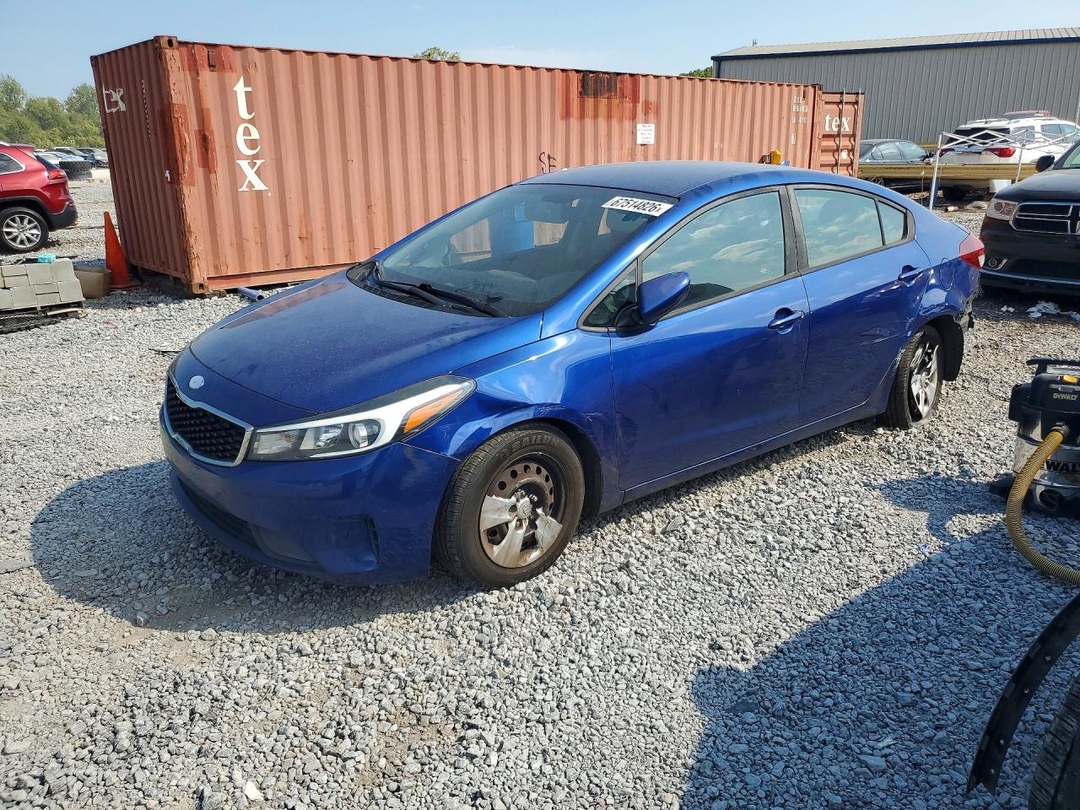 منظر 2017 KIA FORTE LX، زاوية 1