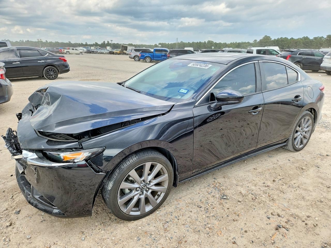 Vista de 2025 MAZDA 3 PREFERRED, ángulo 1