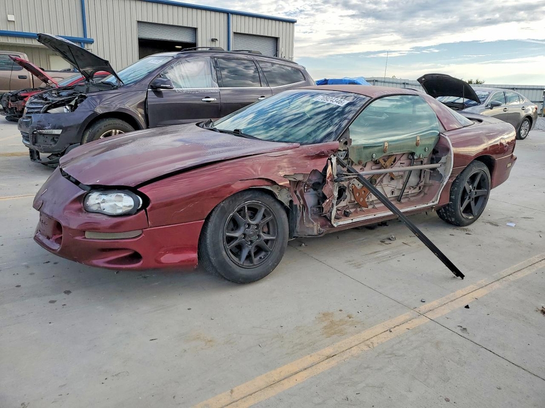 Вид 2002 CHEVROLET CAMARO, угол 1