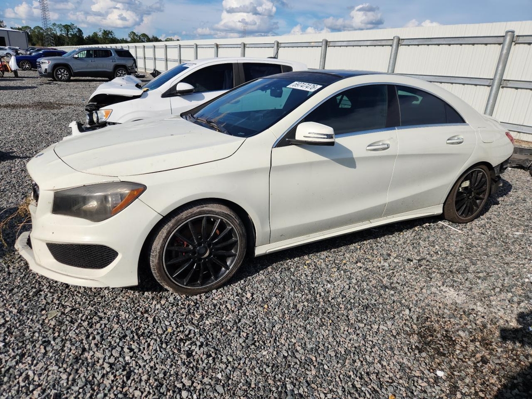 Vedere 2015 MERCEDES-BENZ CLA 250, unghi 1