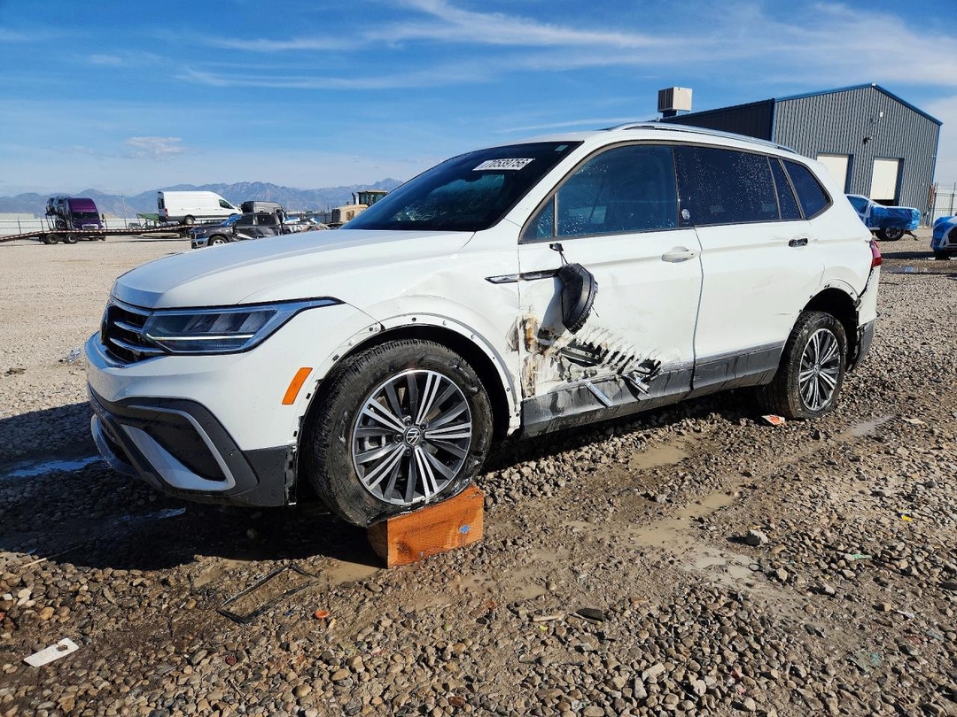 منظر 2024 VOLKSWAGEN TIGUAN WOLFSBURG، زاوية 1