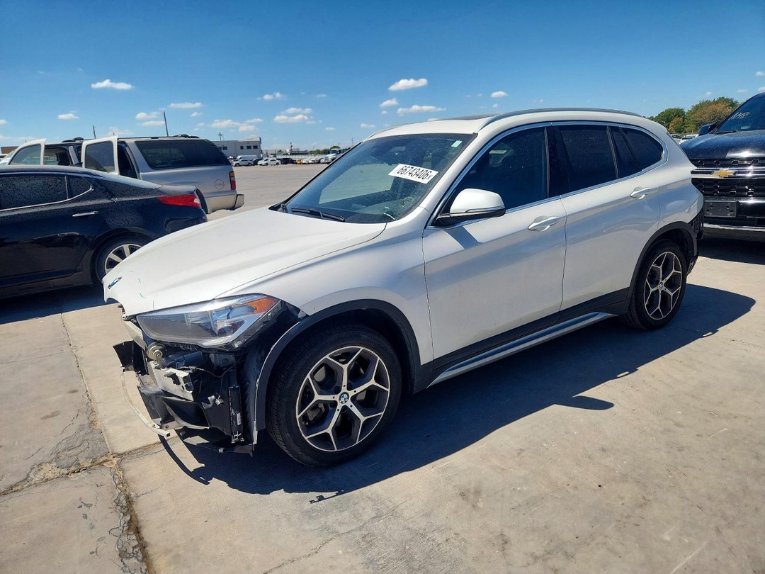 Вид 2018 BMW X1 SDRIVE28I, угол 1
