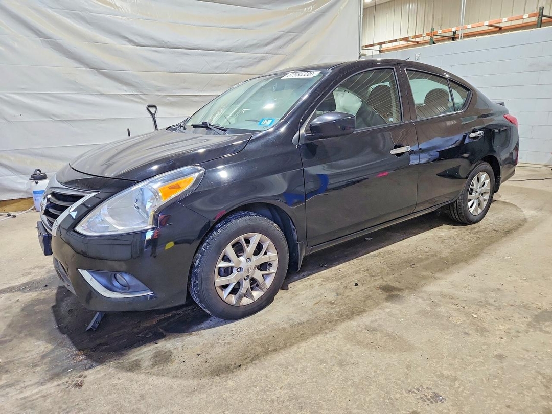 منظر 2019 NISSAN VERSA SV، زاوية 1