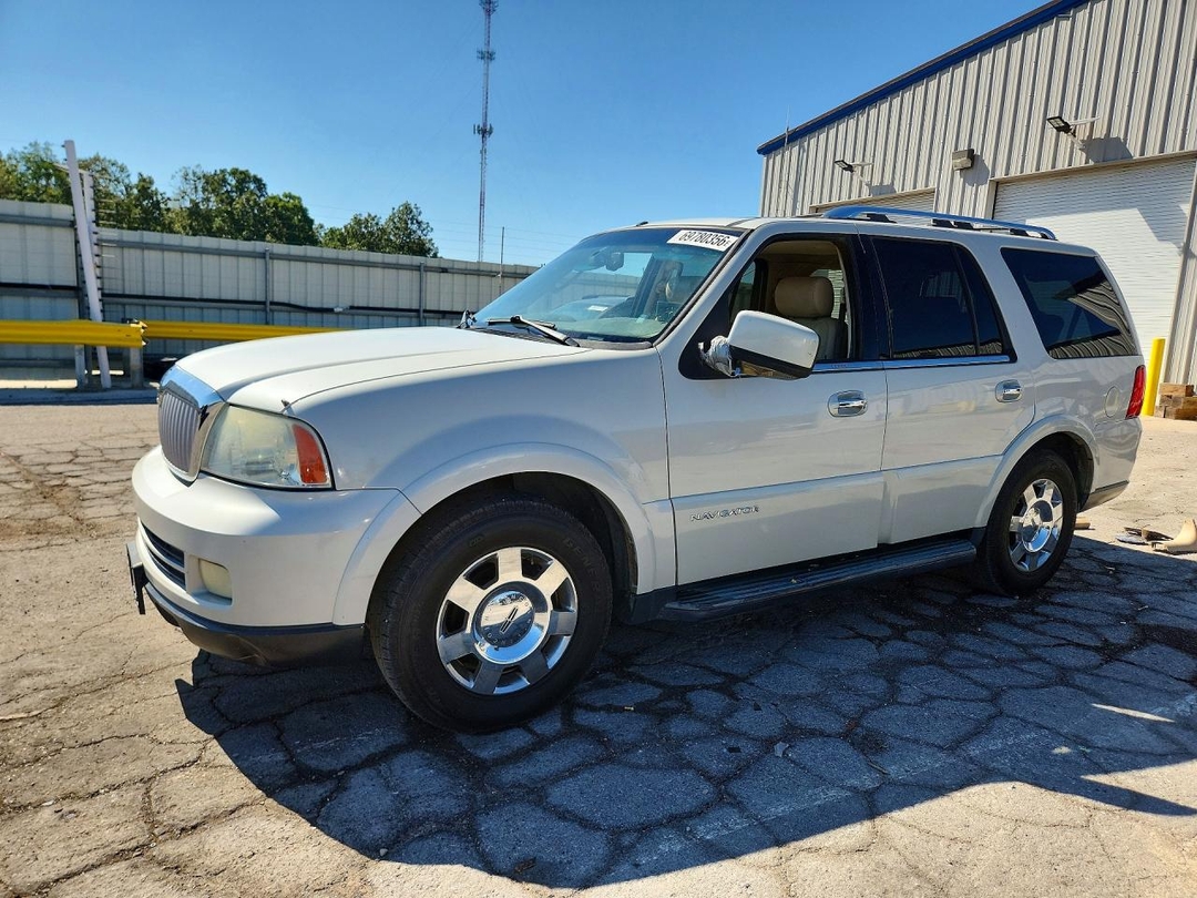 Vista de 2006 LINCOLN NAVIGATOR, ángulo 1