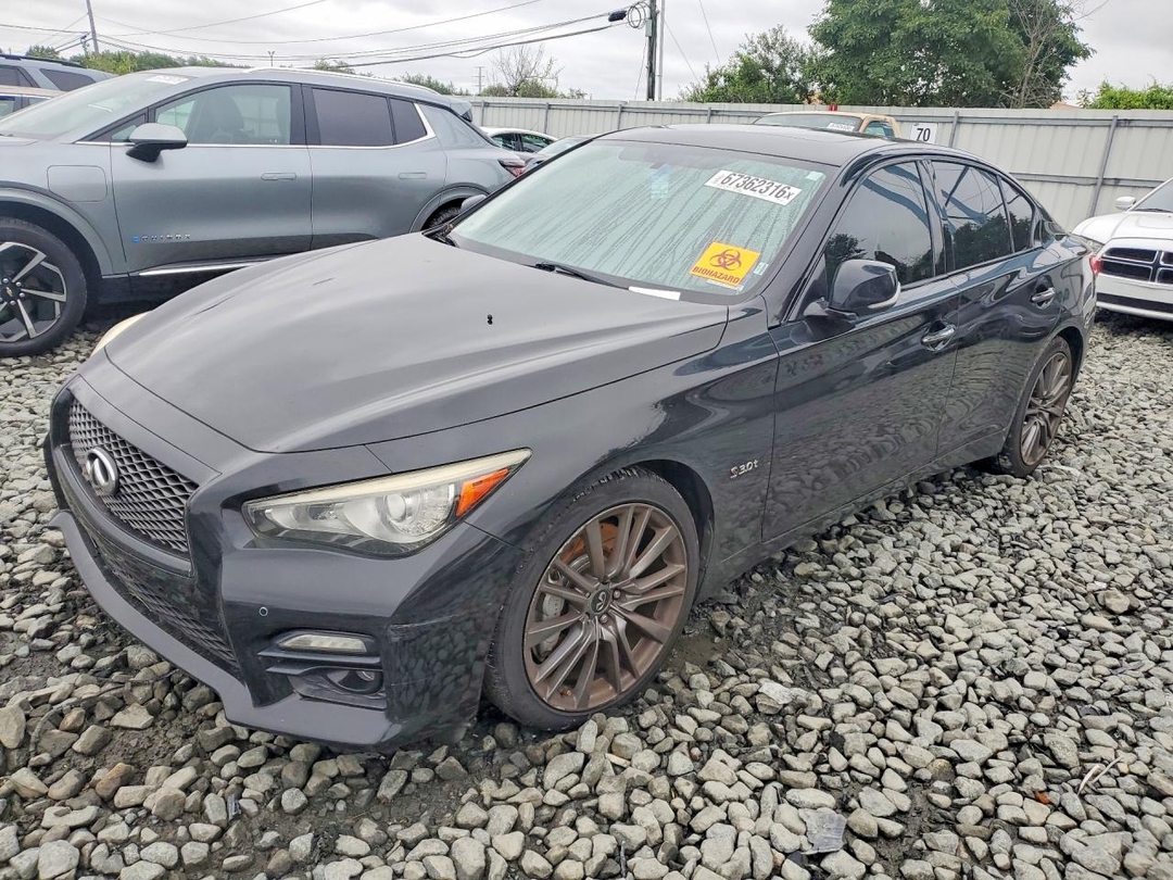 Вид 2016 INFINITI Q50 RED SPORT 400, угол 1