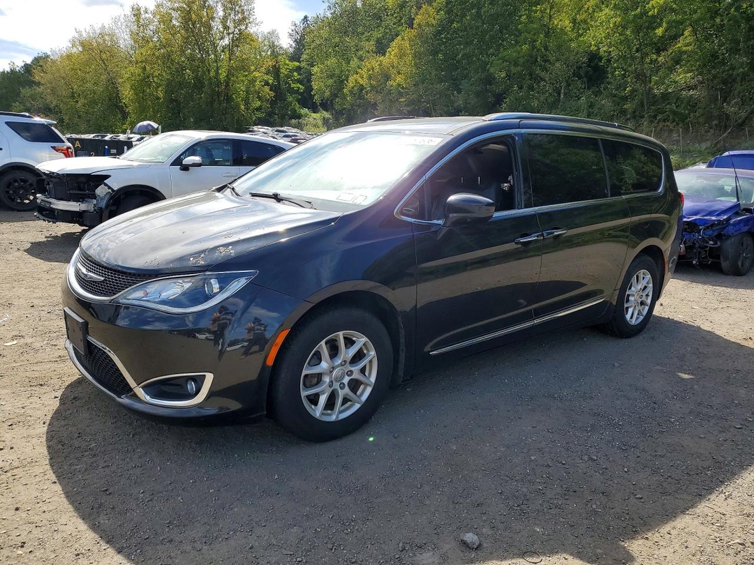 Vue de 2020 CHRYSLER PACIFICA TOURING L, angle 1