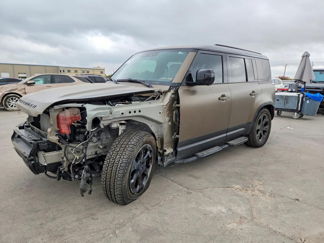 Vista de 2026 LAND ROVER DEFENDER 110 S, ángulo 1