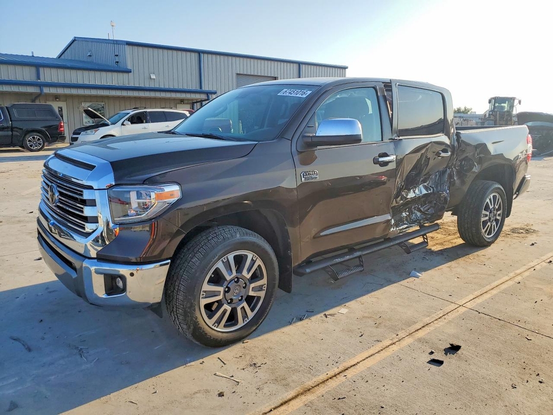 منظر 2021 TOYOTA TUNDRA 1794 EDITION، زاوية 1