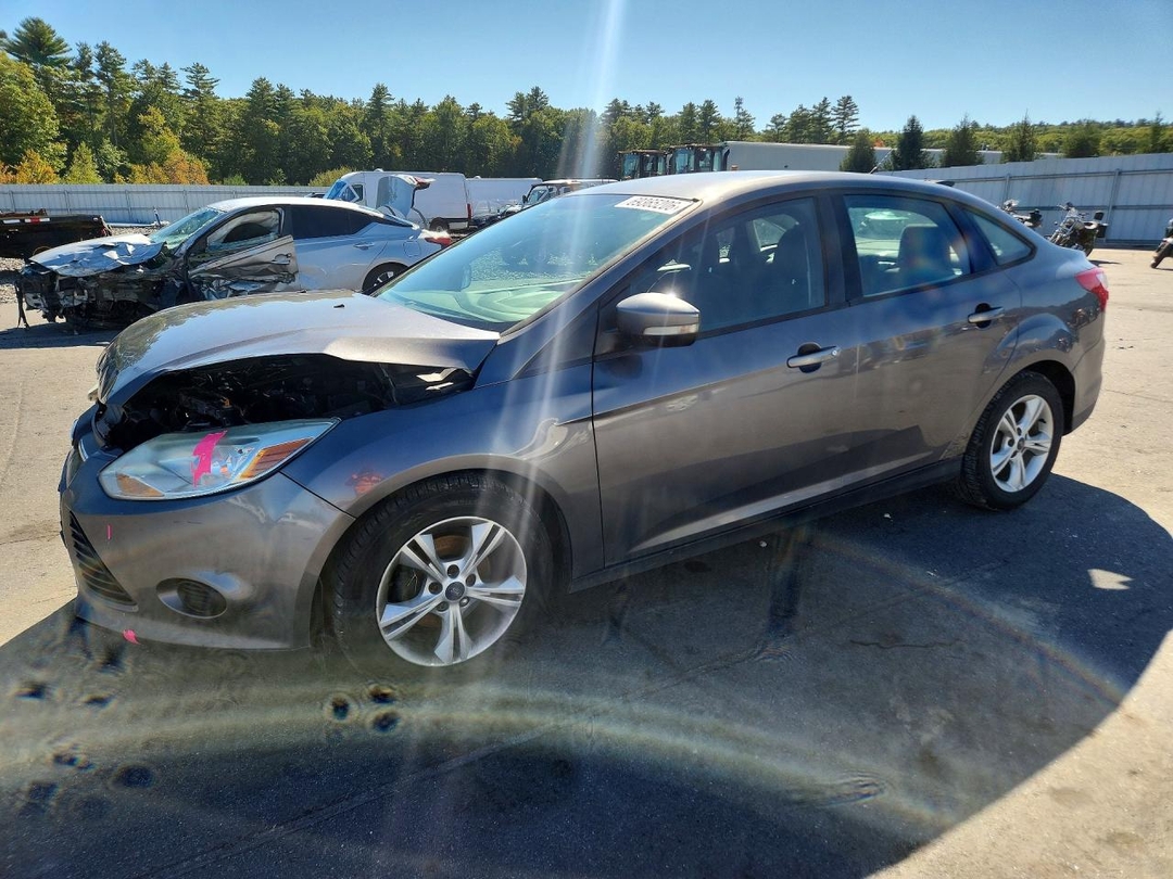 Vista de 2013 FORD FOCUS SE, ángulo 1