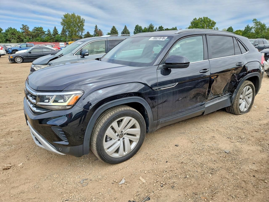 Vue de 2022 VOLKSWAGEN ATLAS CROSS SPORT SE, angle 1