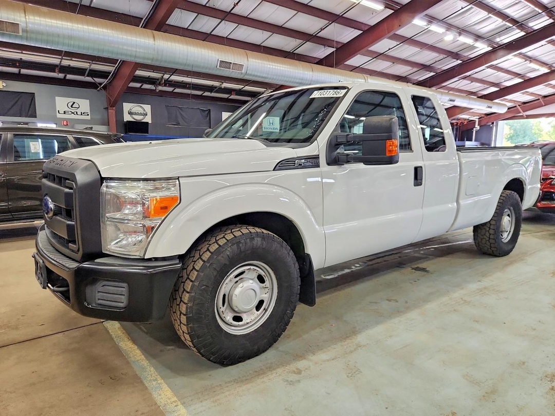 Вид 2016 FORD F250 SUPER DUTY, угол 1