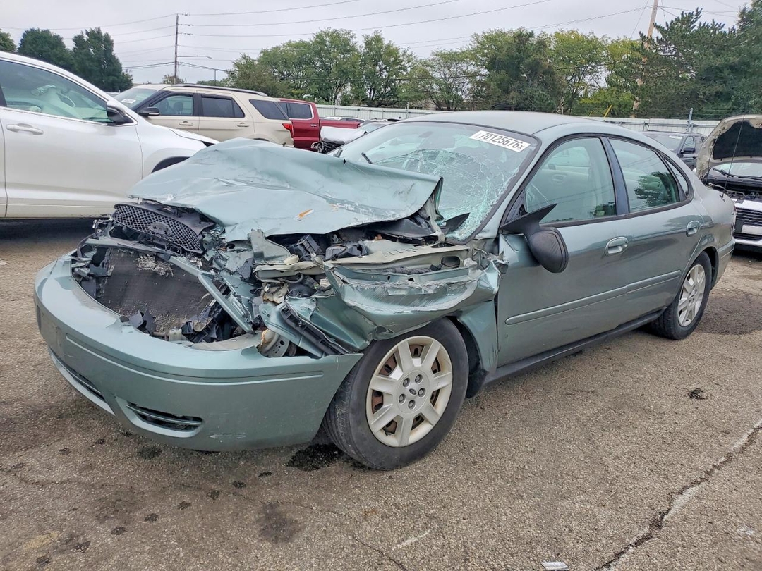 Вид 2007 FORD TAURUS SE, угол 1