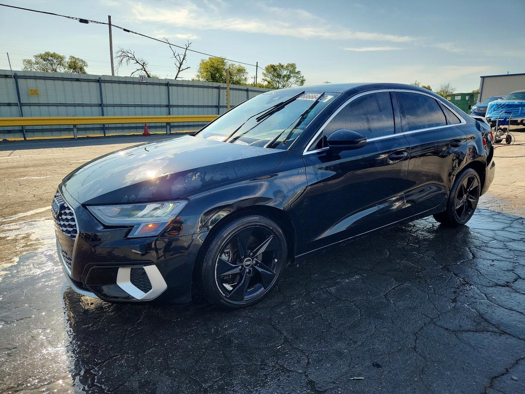 Вид 2022 AUDI A3 PREMIUM, угол 1