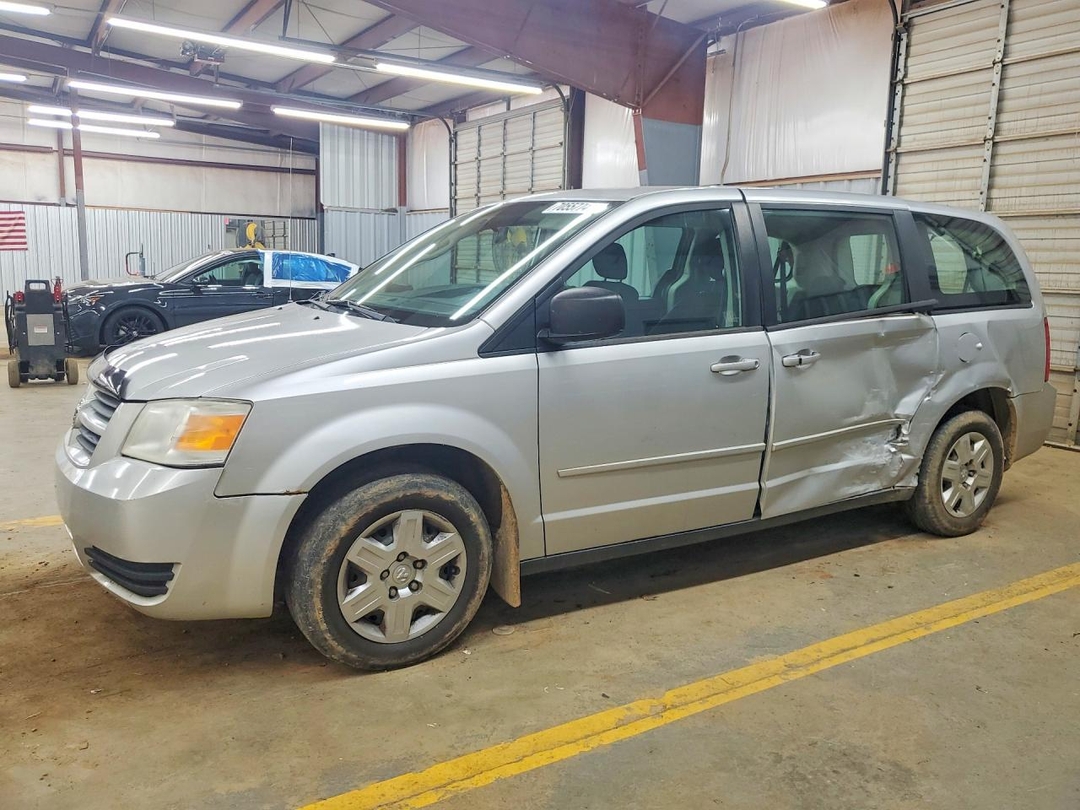Vue de 2010 DODGE GRAND CARAVAN SE, angle 1