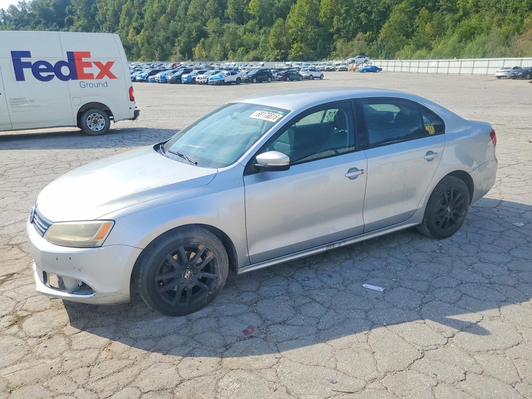 منظر 2011 VOLKSWAGEN JETTA SE، زاوية 1