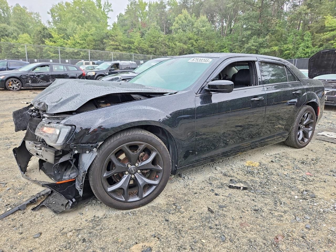 Vedere 2021 CHRYSLER 300 TOURING, unghi 1