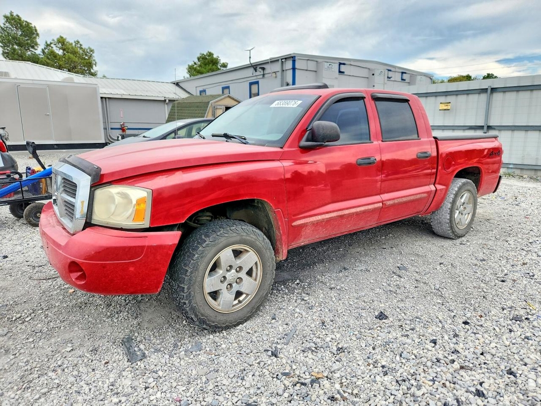 Вид 2006 DODGE DAKOTA QUAD SLT, угол 1