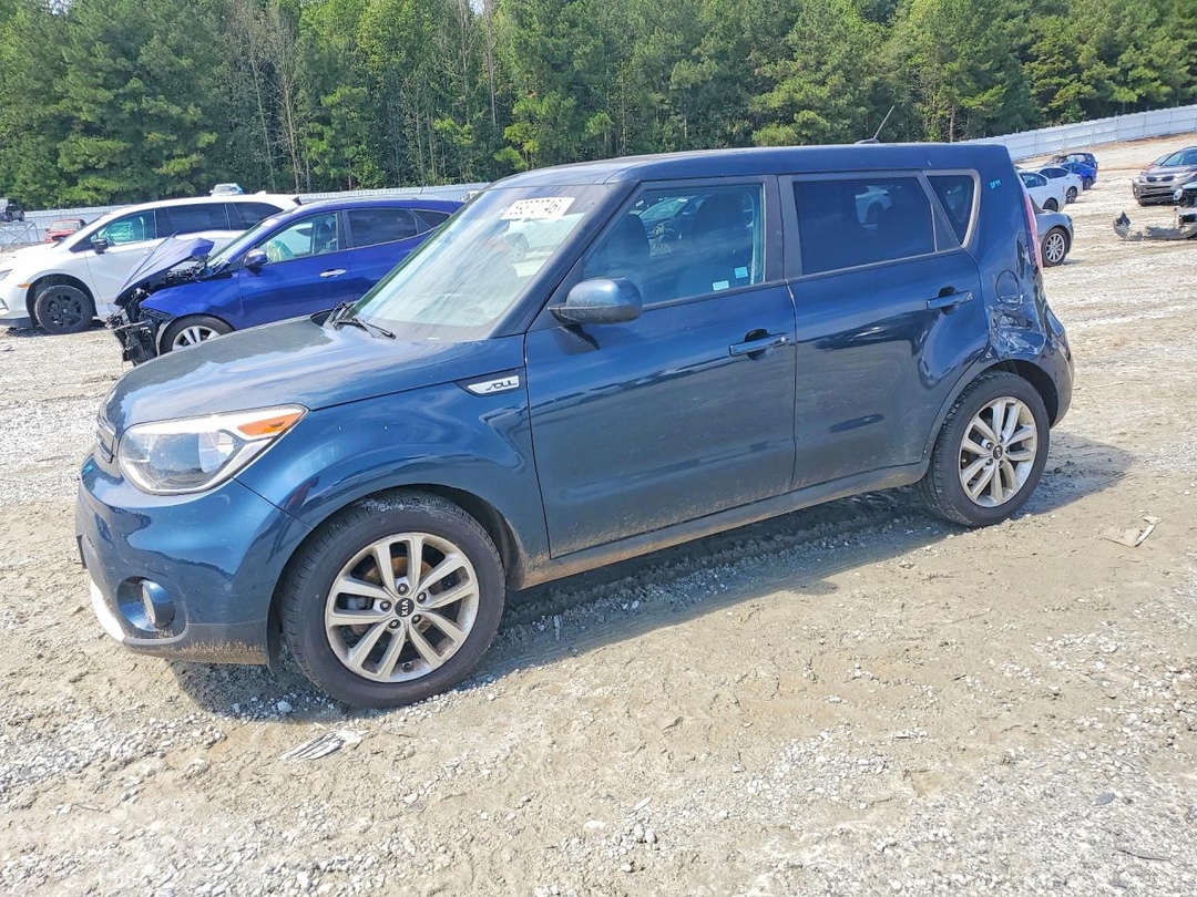 منظر 2017 KIA SOUL +، زاوية 1