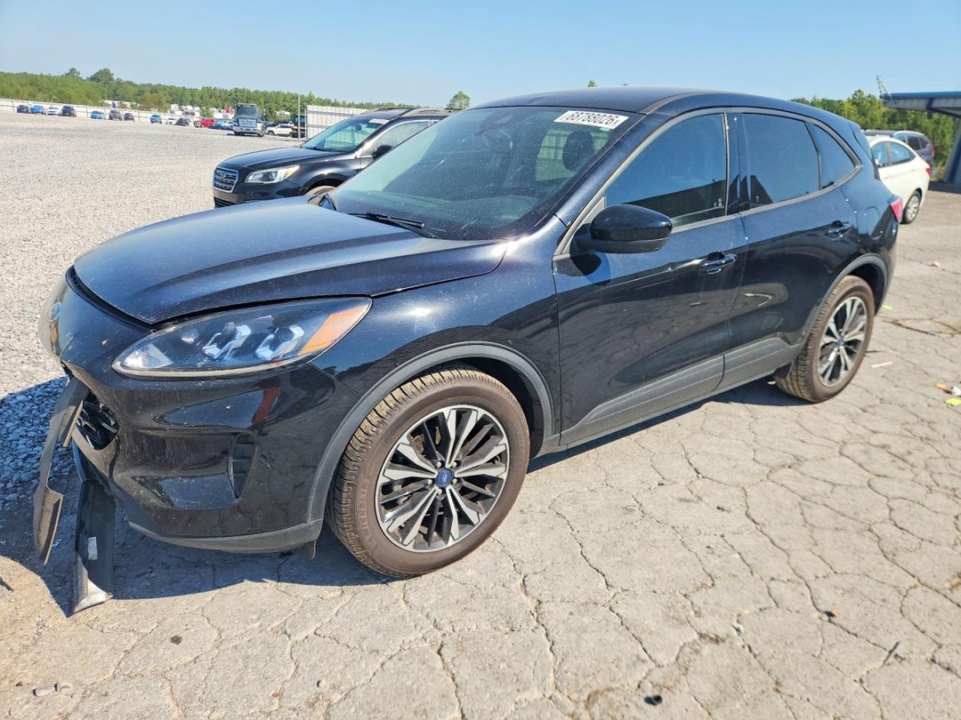 Vue de 2021 FORD ESCAPE SE, angle 1