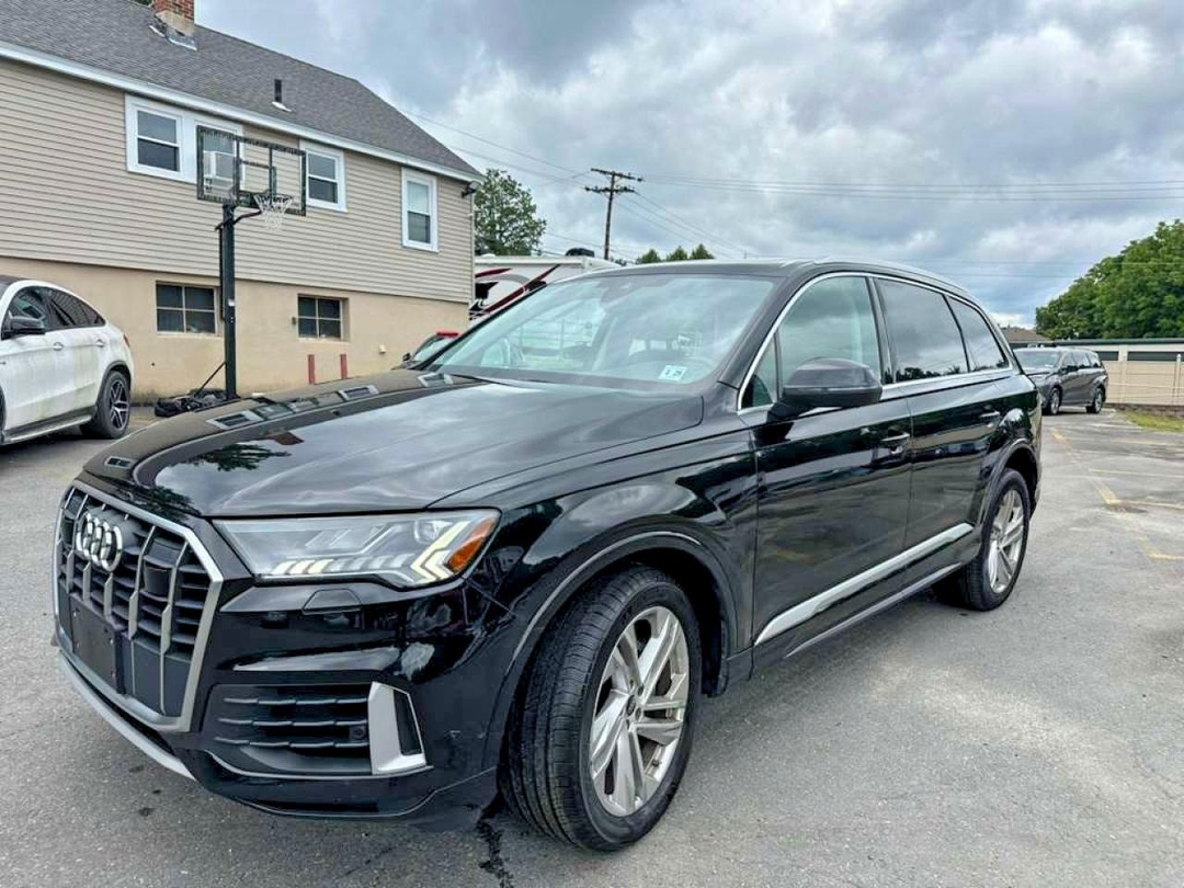 منظر 2024 AUDI Q7 PREMIUM PLUS، زاوية 1