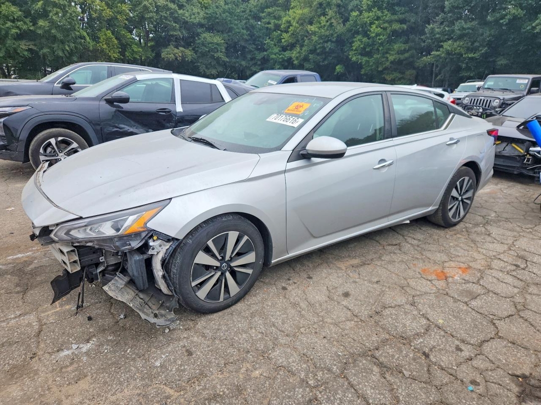 منظر 2021 NISSAN ALTIMA SV، زاوية 1