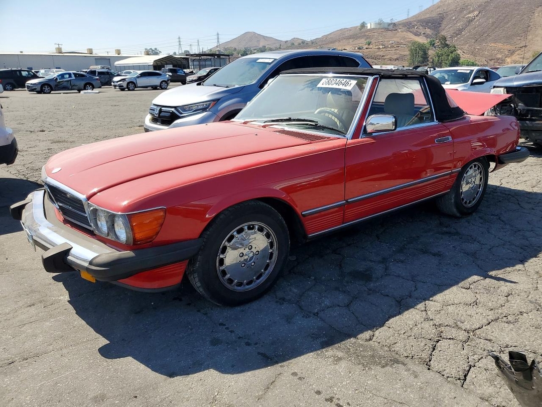 Vue de 1989 MERCEDES-BENZ 560 SL, angle 1