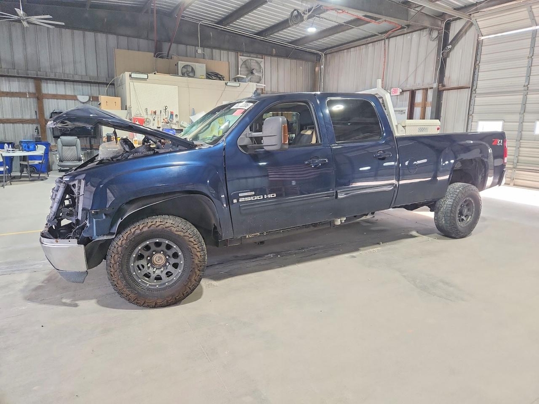 منظر 2008 GMC SIERRA K2500 HEAVY DUTY، زاوية 1
