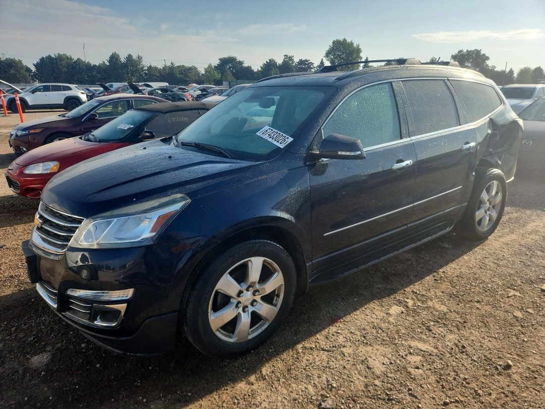 Вид 2016 CHEVROLET TRAVERSE LTZ, угол 1