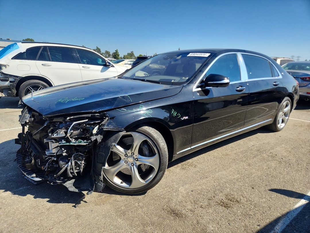 Vue de 2016 MERCEDES-BENZ S MERCEDES-MAYBACH S600, angle 1
