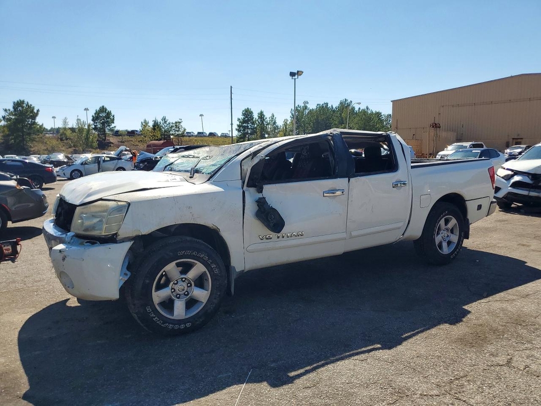 Vue de 2006 NISSAN TITAN XE FFV, angle 1
