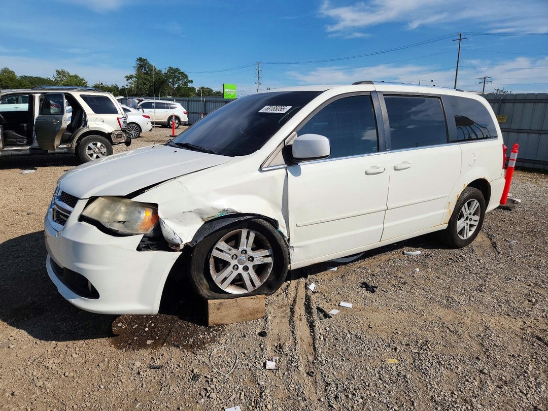 منظر 2011 DODGE GRAND CARAVAN CREW، زاوية 1
