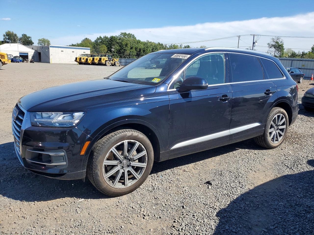Vue de 2017 AUDI Q7 PRESTIGE, angle 1