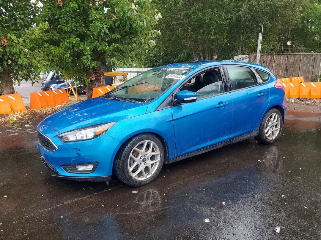 Vedere 2015 FORD FOCUS SE, unghi 1