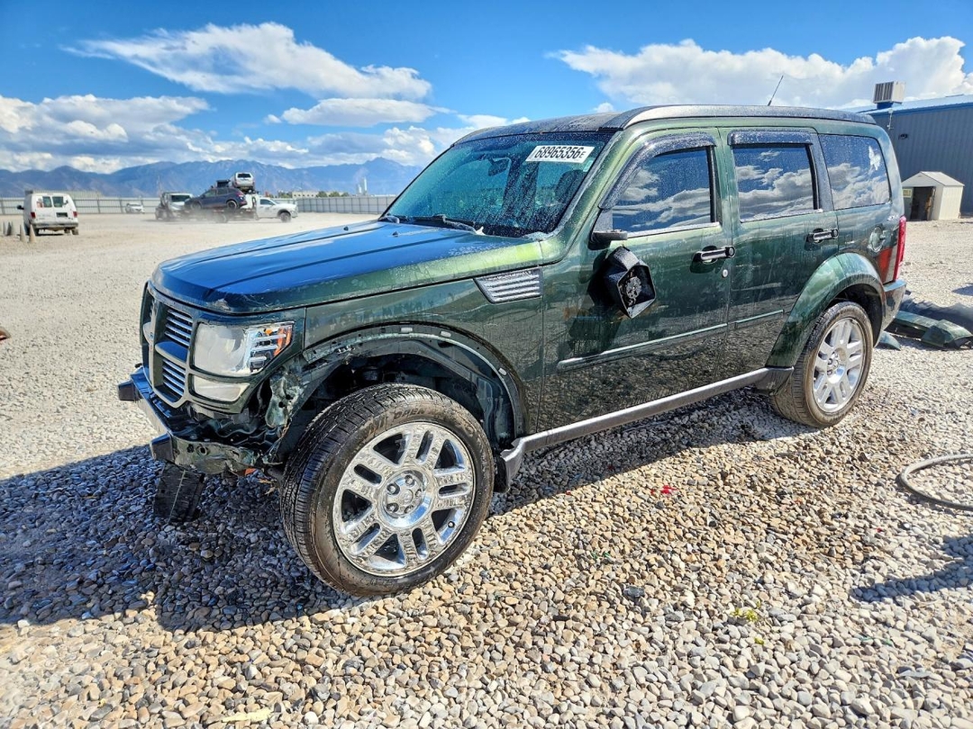 Vista de 2010 DODGE NITRO HEAT, ángulo 1