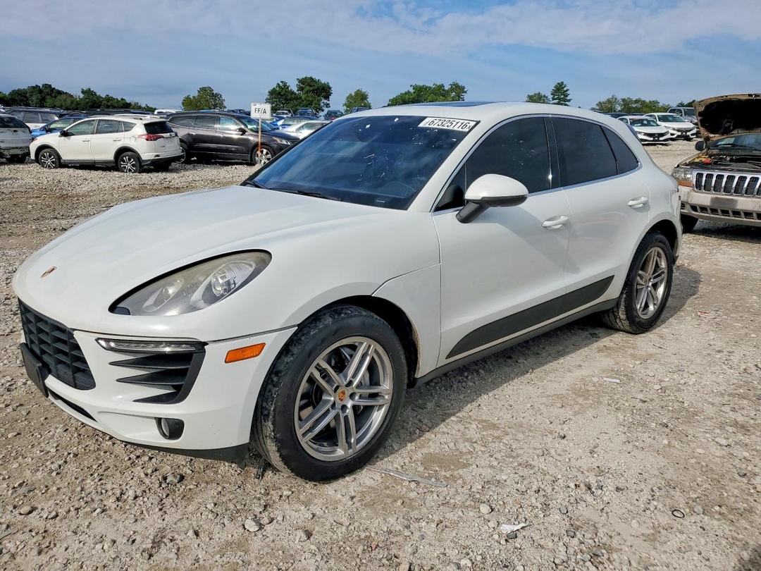 Vedere 2015 PORSCHE MACAN S, unghi 1