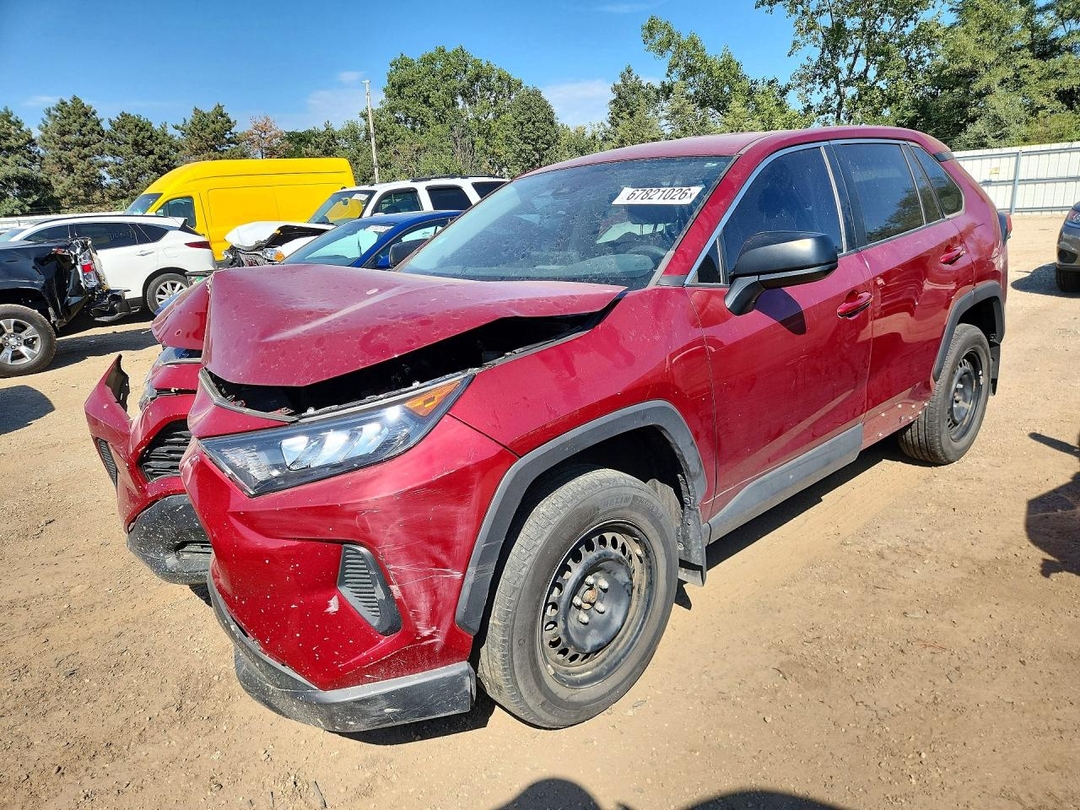 Vedere 2022 TOYOTA RAV4 LE, unghi 1