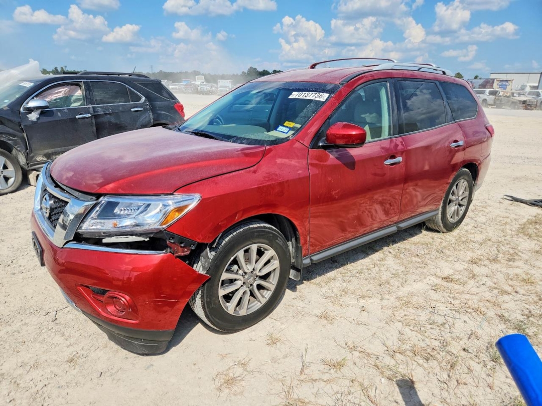 منظر 2014 NISSAN PATHFINDER SV، زاوية 1