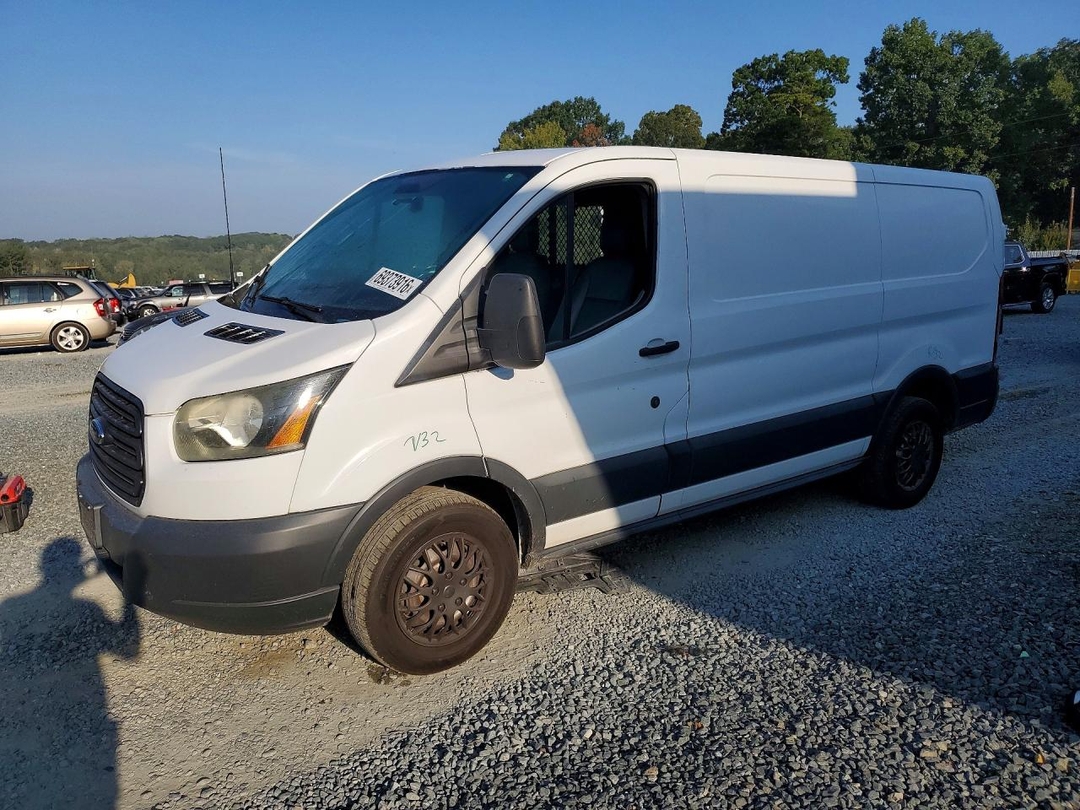 Вид 2015 FORD TRANSIT 150 DELIVERY VAN, угол 1