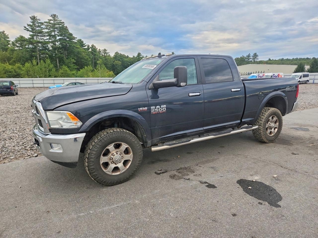منظر 2018 RAM 2500 SLT، زاوية 1