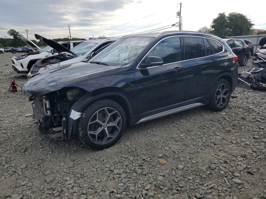 Вид 2019 BMW X1 XDRIVE28I, угол 1