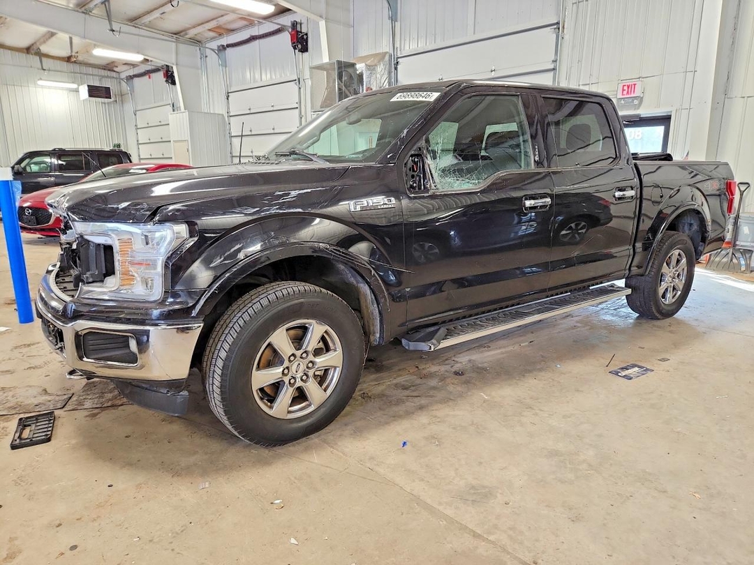 Vue de 2019 FORD F150 SUPERCREW, angle 1