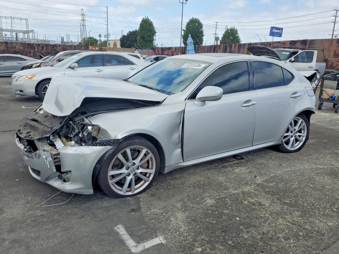 Вид 2006 LEXUS IS 350, угол 1