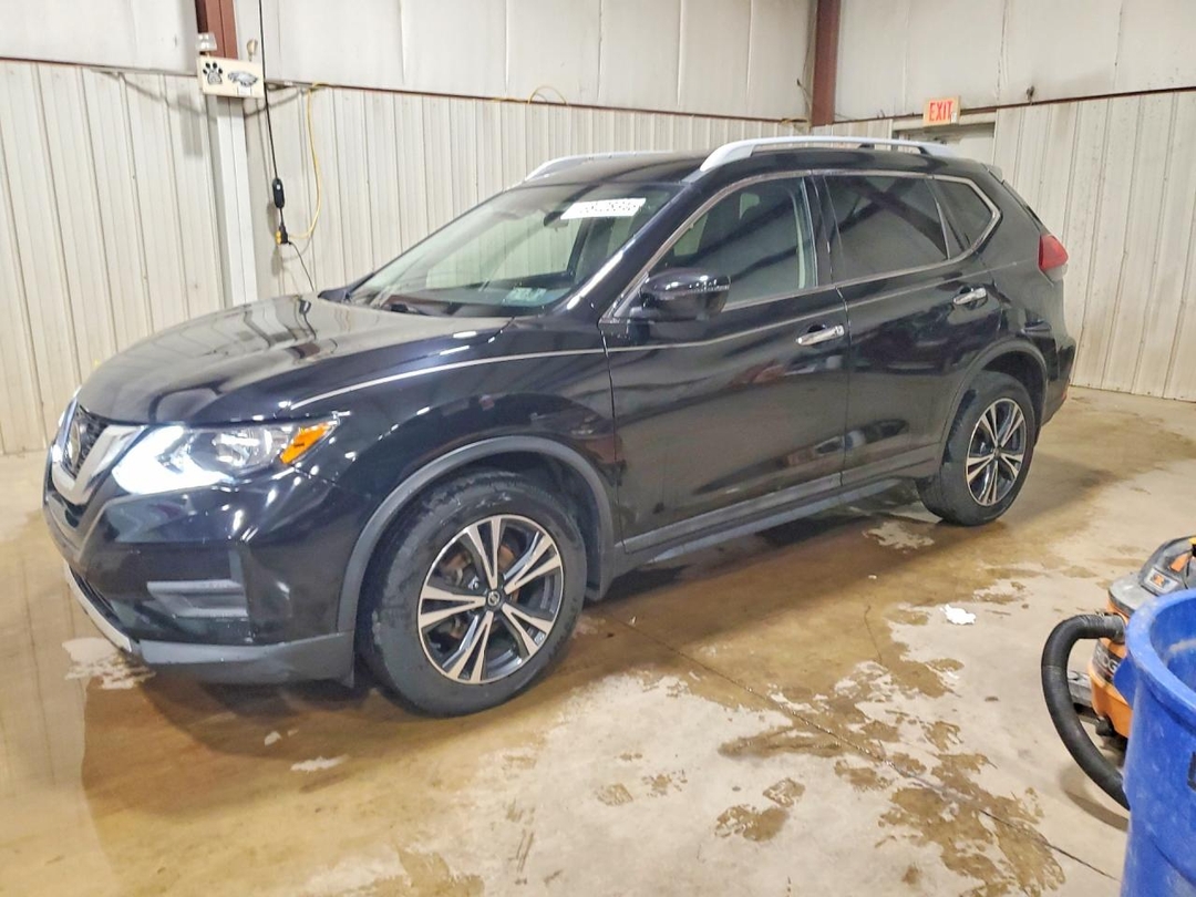 Вид 2019 NISSAN ROGUE SV, угол 1