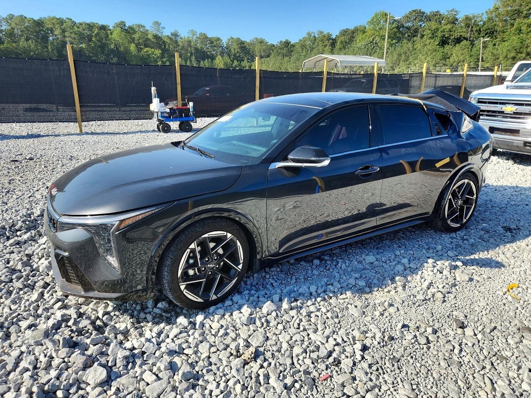 منظر 2026 KIA K4 GT LINE، زاوية 1