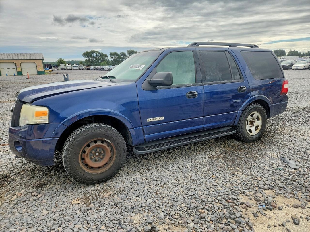 منظر 2008 FORD EXPEDITION XLT، زاوية 1