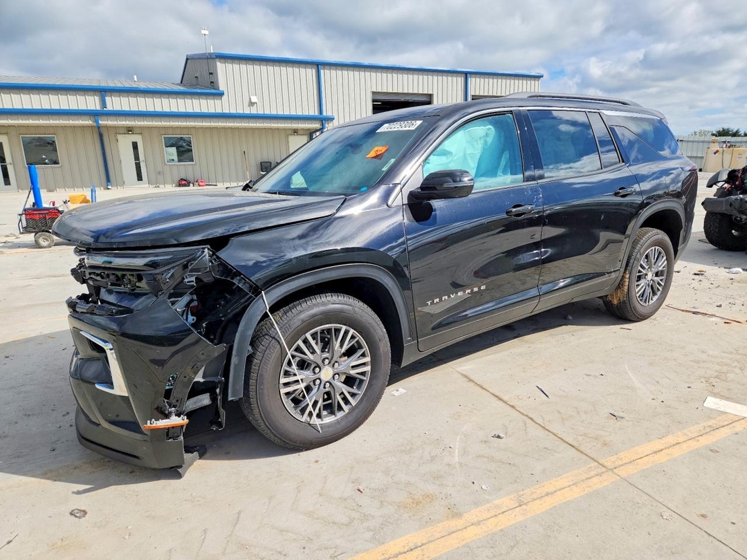 Vue de 2026 CHEVROLET TRAVERSE LT, angle 1