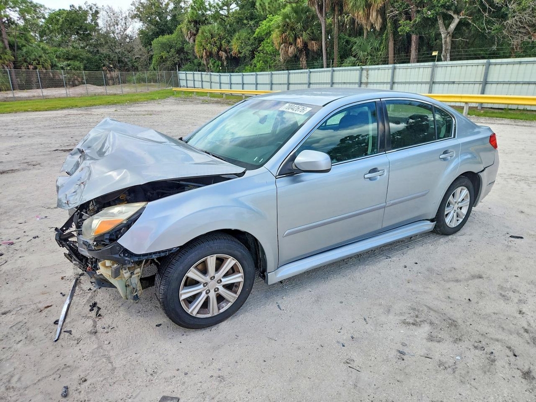 منظر 2012 SUBARU LEGACY 2.5I PREMIUM، زاوية 1