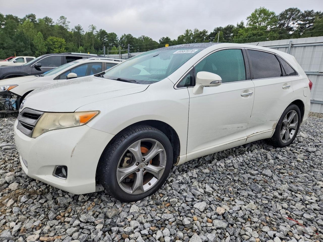 منظر 2013 TOYOTA VENZA XLE، زاوية 1
