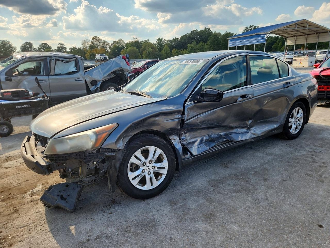 Vue de 2008 HONDA ACCORD, angle 1